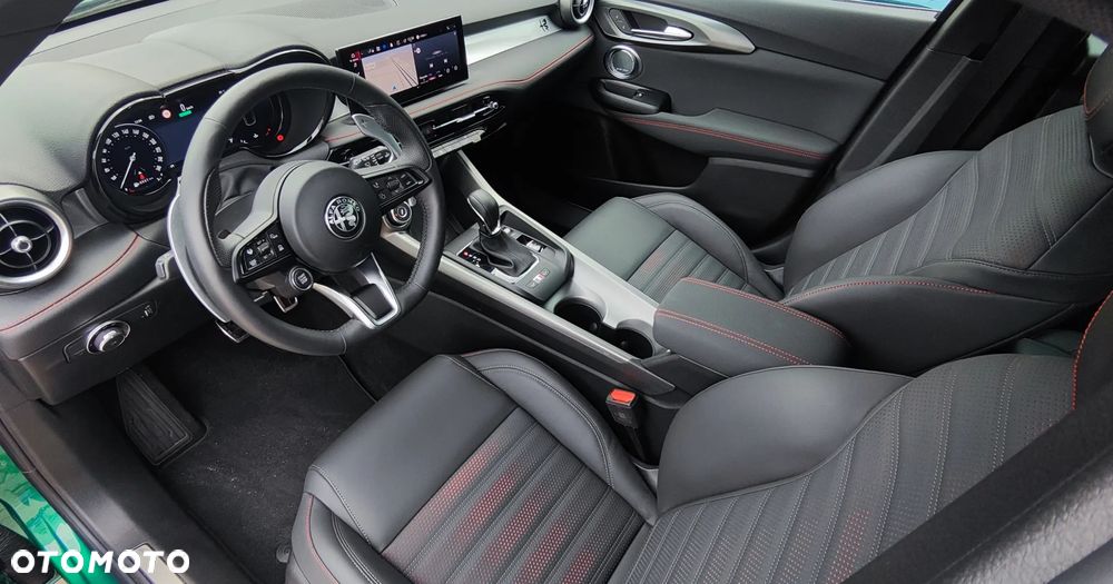 Alfa Romeo Tonale ver-1-5-t4-gse-mhev-tributo-italiano-dct - 11