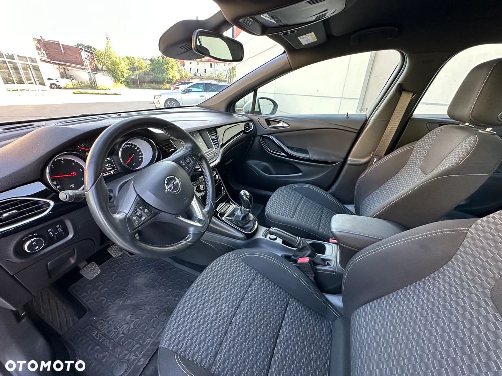 Opel Astra 1.6 CDTI Enjoy - 6