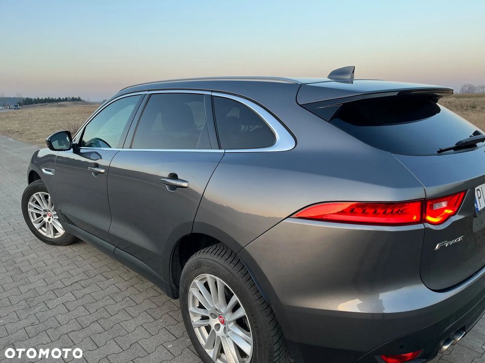 Jaguar F-Pace - 2