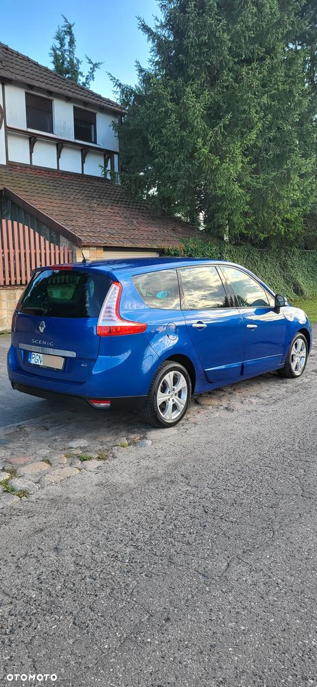 Renault Scenic 1.9 dCi Privilege - 9