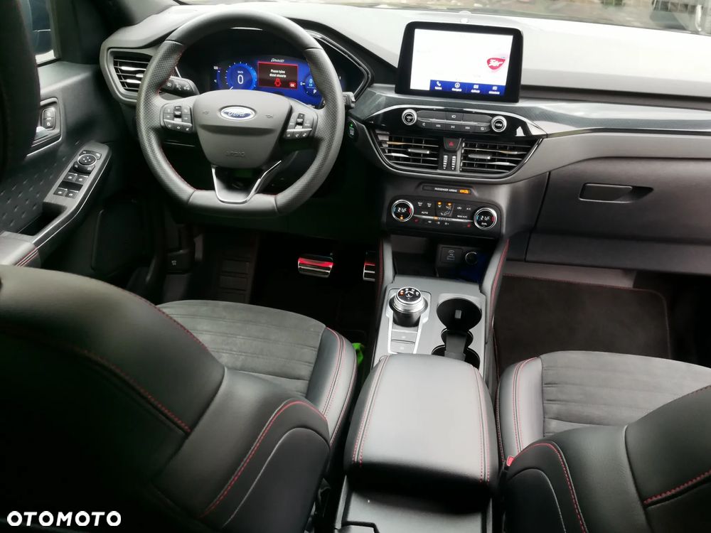 Ford Kuga 2.5P PHEV FWD ST-Line X - 37