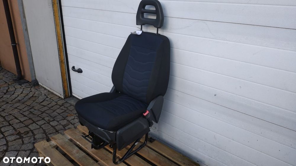 FOTEL PASAŻERA POJEDYNCZY REGULOWANY IVECO DAILY 14- NO 925/317 - 3