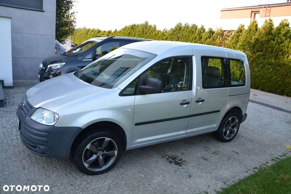 Volkswagen Caddy - 1