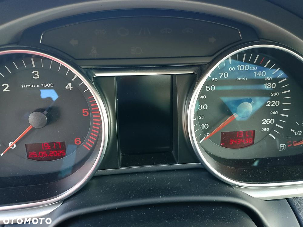 Audi Q7 3.0 TDI Quattro Tiptronic - 5