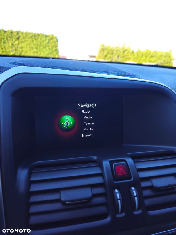 Volvo XC 60 D4 Drive-E Momentum - 34