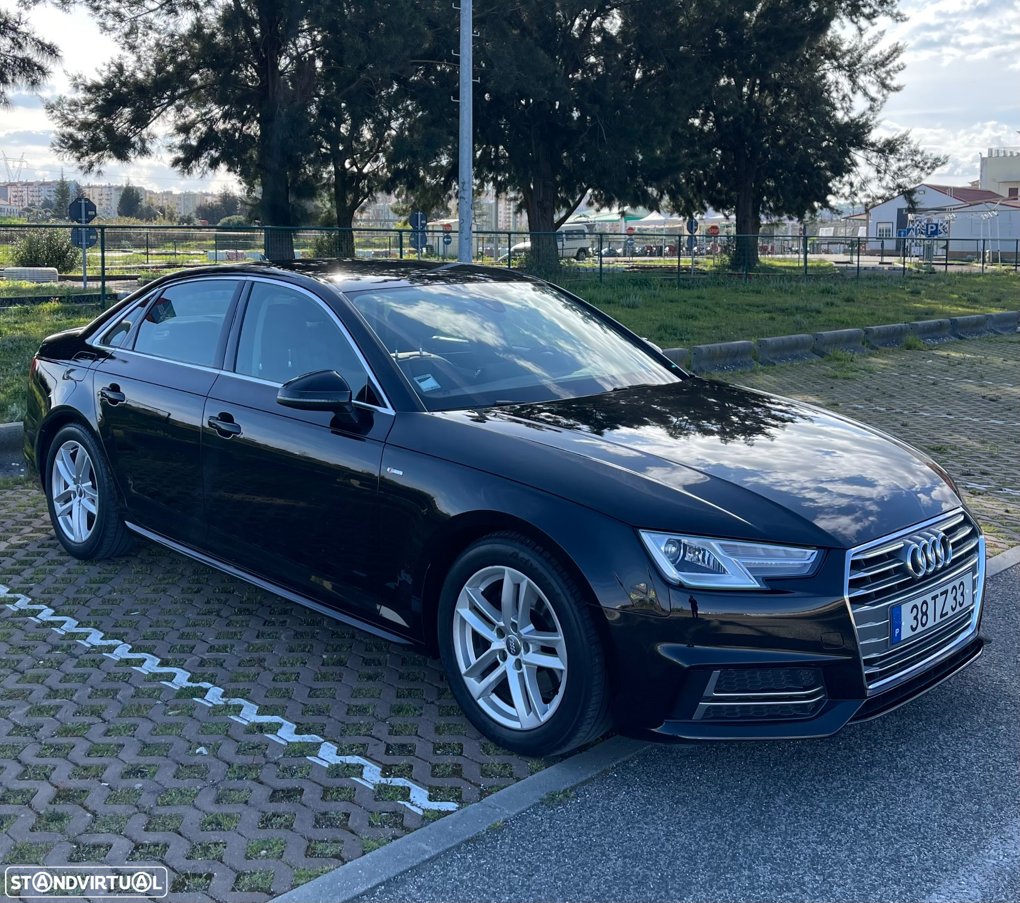Audi A4 2.0 TDI S-line - 5