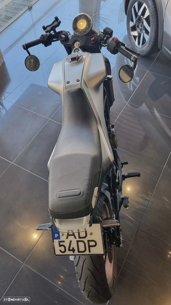 Husqvarna Vitpilen 401 - 6