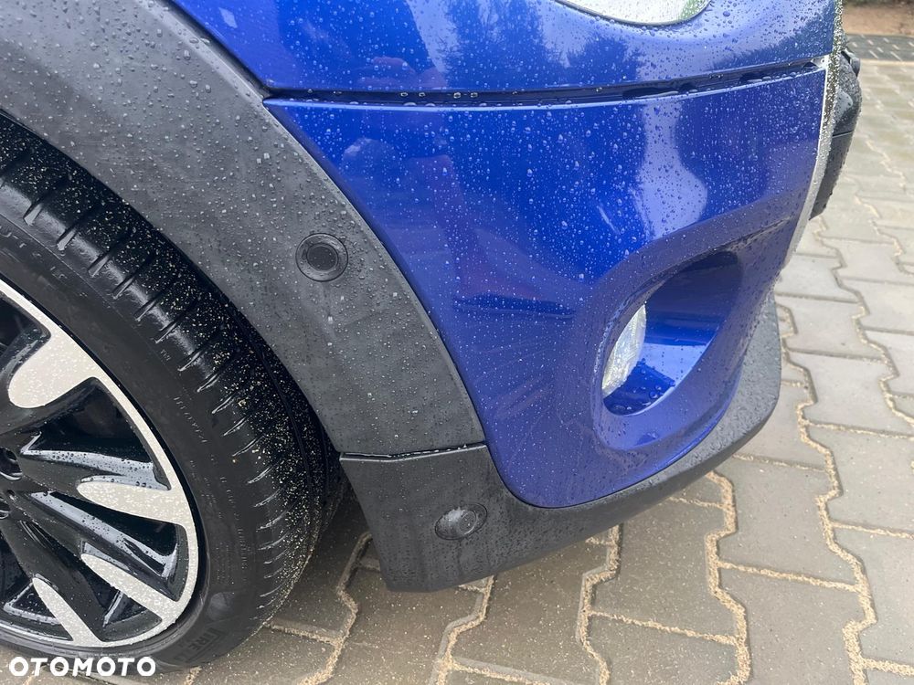 MINI Cooper Essential Trim - 13