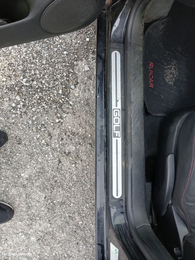 VW Golf 1.9 TDi 25 Anos - 7