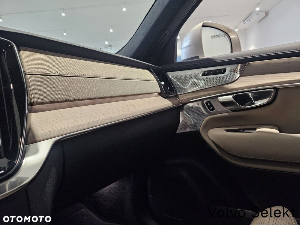 Volvo XC 90 - 19