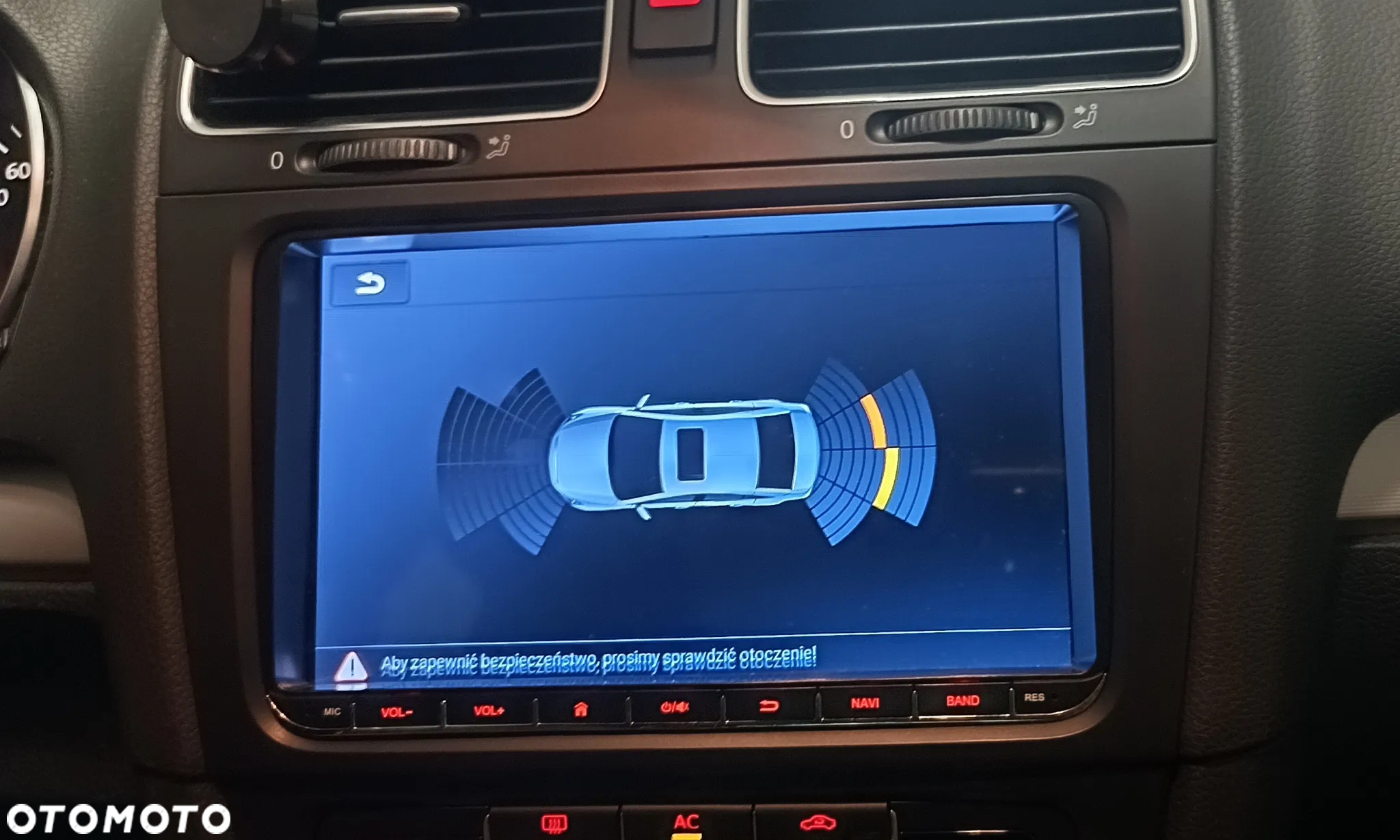 Volkswagen Golf VI 1.2 TSI Comfortline - 11