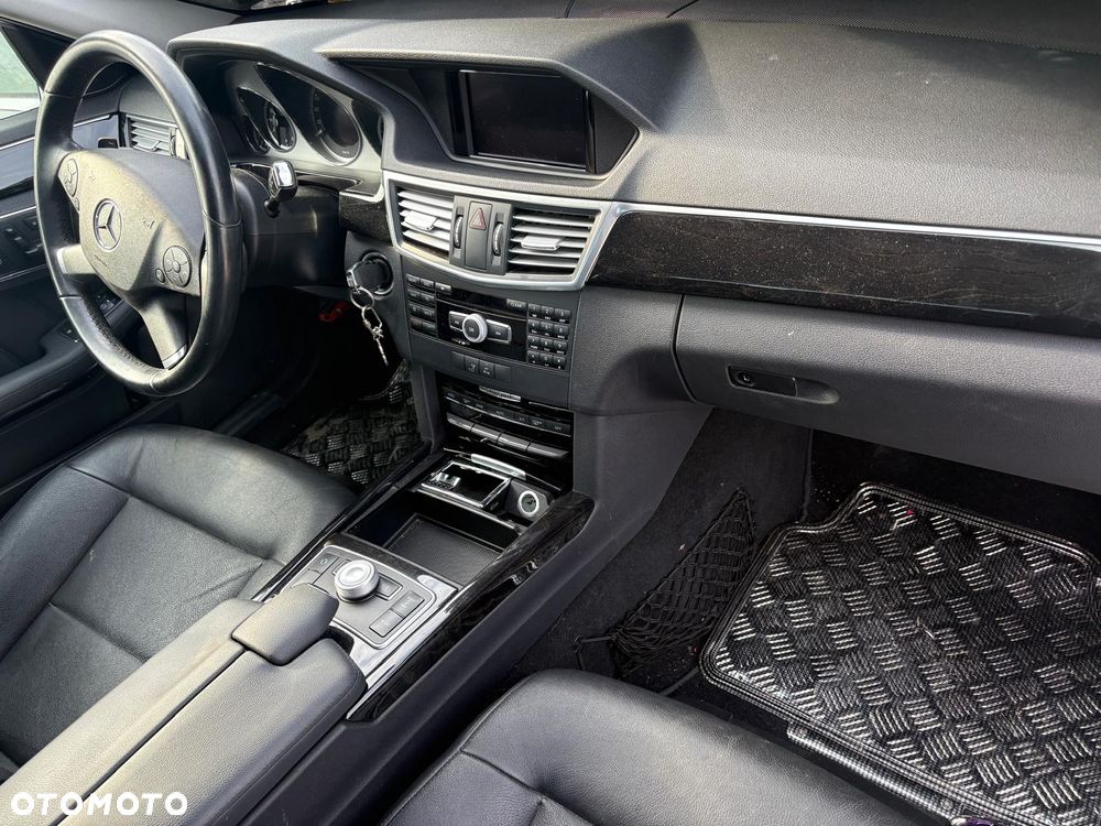 Mercedes-Benz Klasa E 350 CDI DPF BlueEFFICIENCY 7G-TRONIC Avantgarde - 9