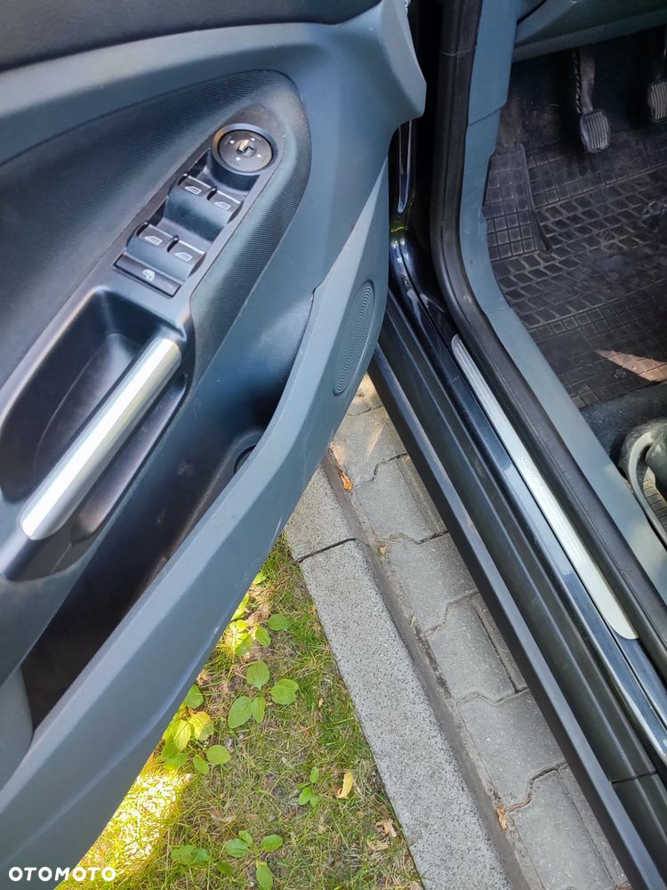 Ford Grand C-MAX - 11