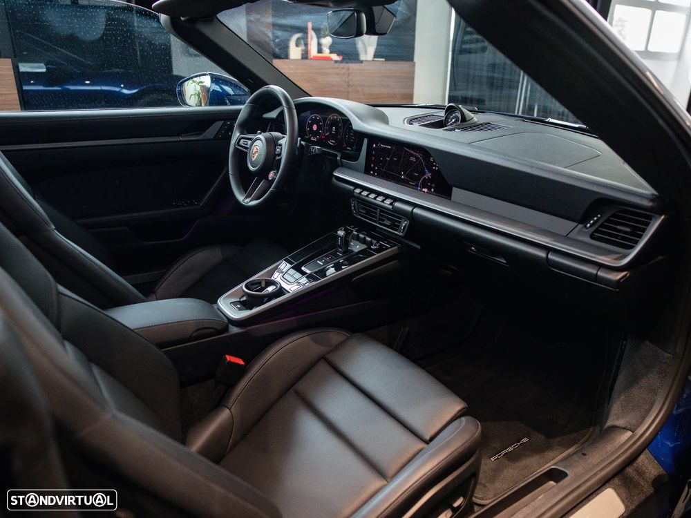 Porsche 911 (992) Carrera S - 44