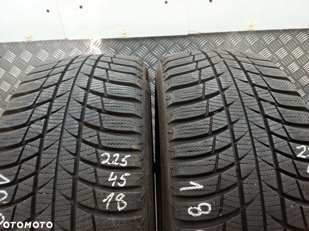 2x Bridgestone Blizzak Lm001 225/45/18 95V nr.1806 - 2