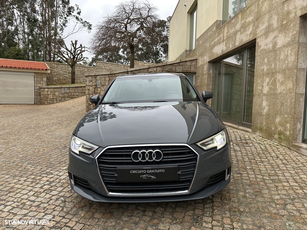 Audi A3 1.6 TDI Sport - 3