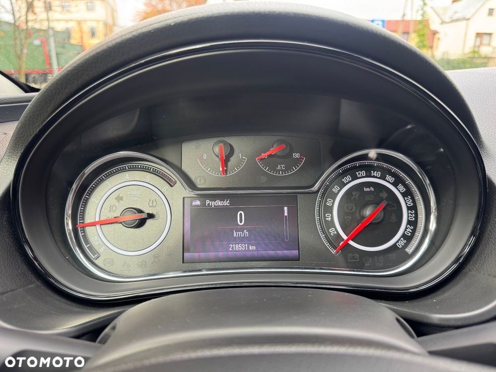 Opel Insignia 1.6 CDTI Cosmo S&S - 19