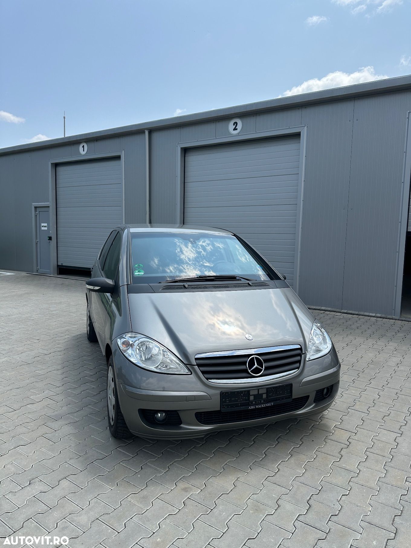 Mercedes-Benz A - 1