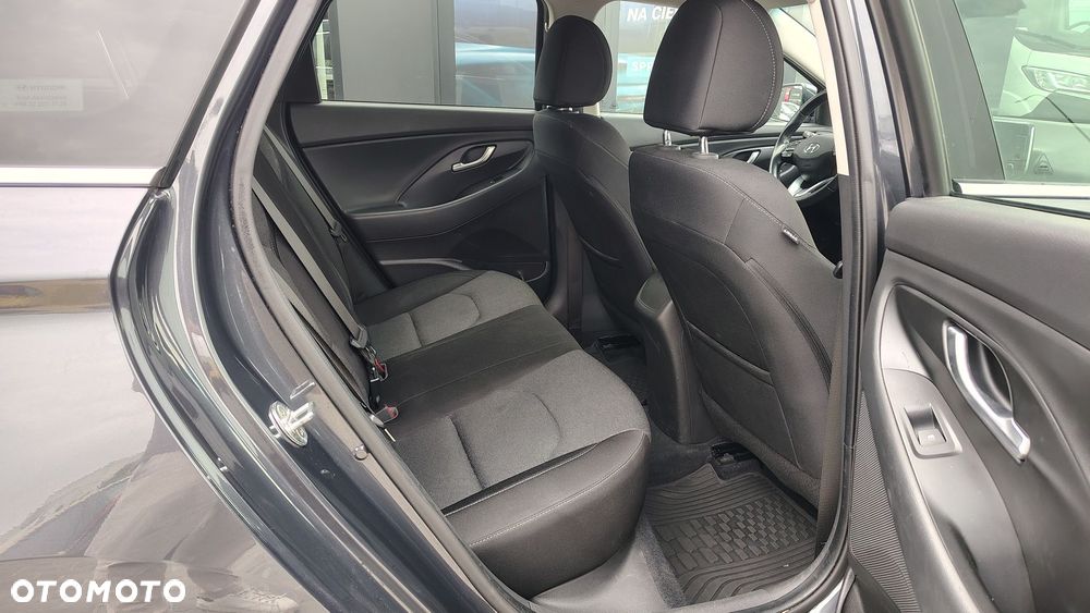 Hyundai i30 1.5 DPI Comfort - 11