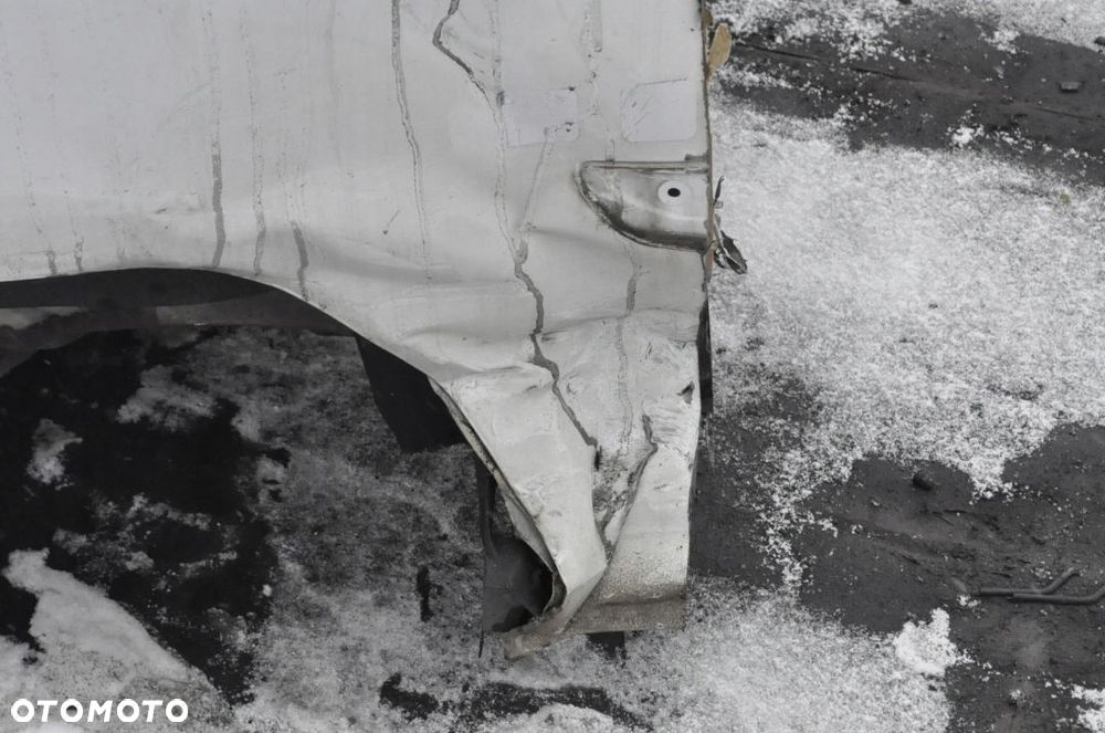 MERCEDES CITAN W415 PAS BŁOTNIK CAŁY TYŁ DUPA - 8