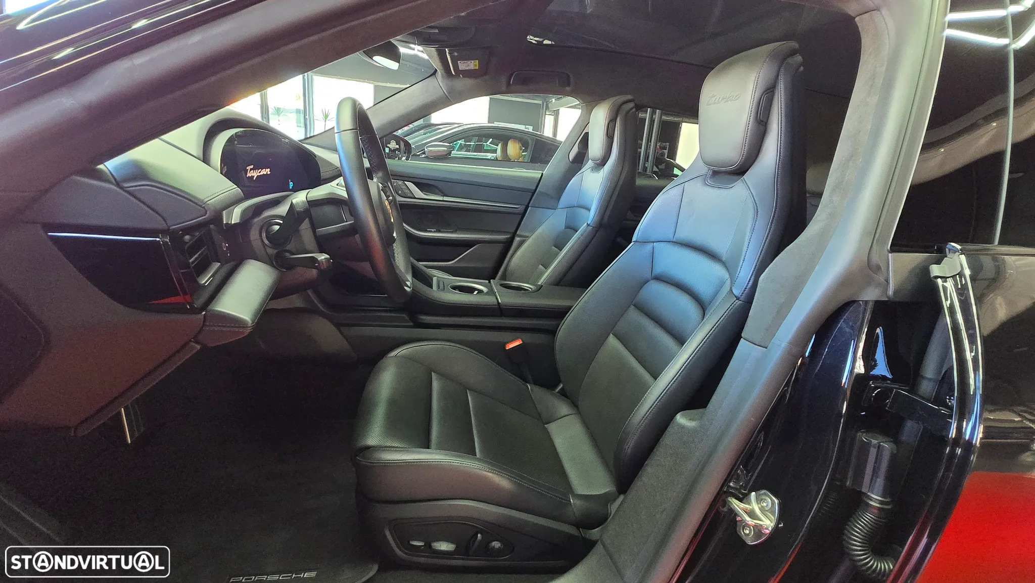 Porsche Taycan Cross Turismo Turbo - 18