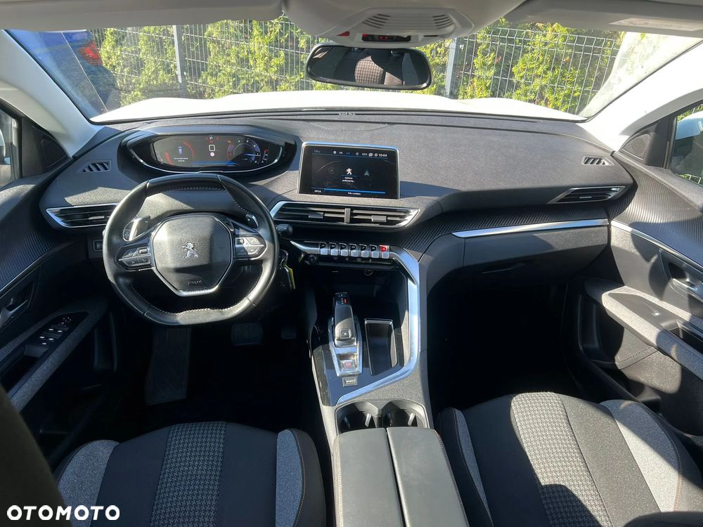 Peugeot 3008 - 8