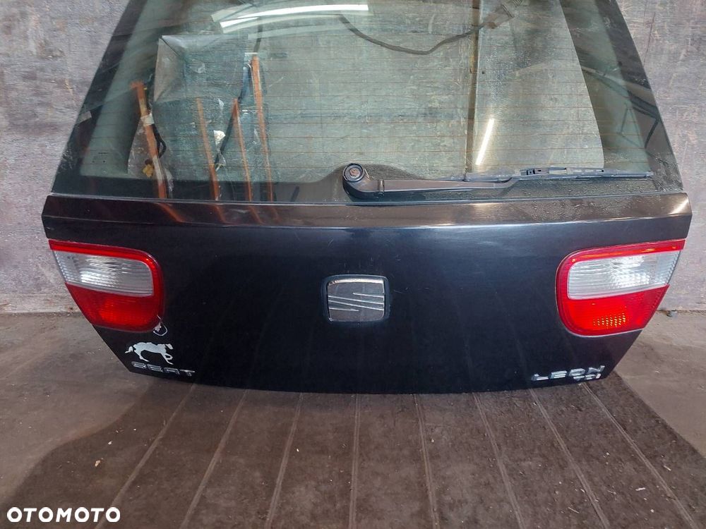 KOMPLETNY TYŁ KLAPA BAGAŻNIKA ZDERZAK TYŁ LAMPA PRAWY TYŁ SEAT LEON I LC9Z - 8