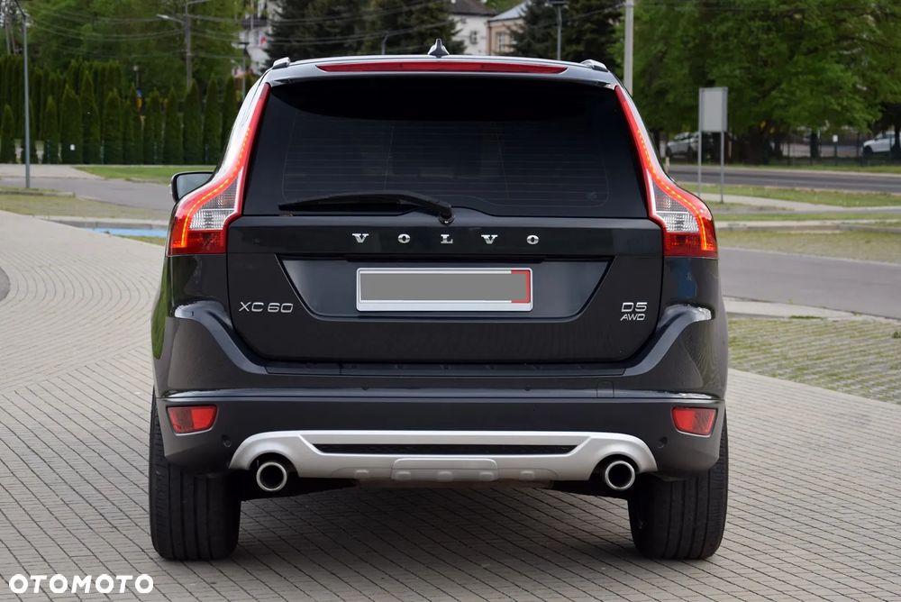Volvo XC 60 D5 AWD RDesign - 6