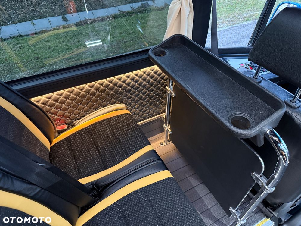 Mercedes-Benz Sprinter 519 - 28