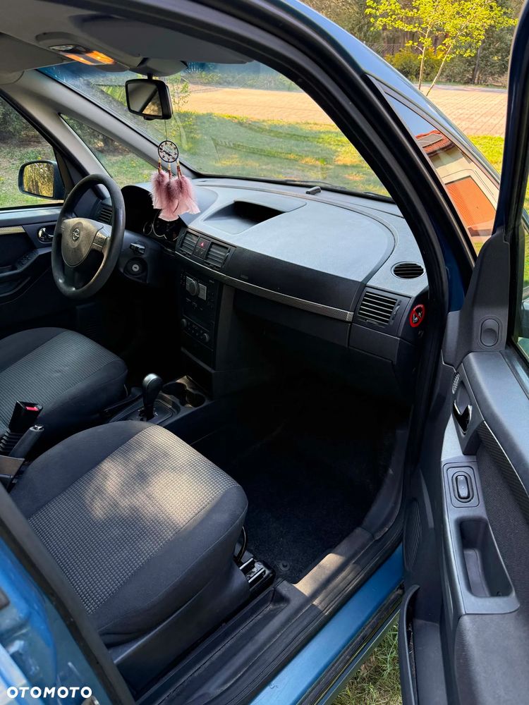 Opel Meriva - 12