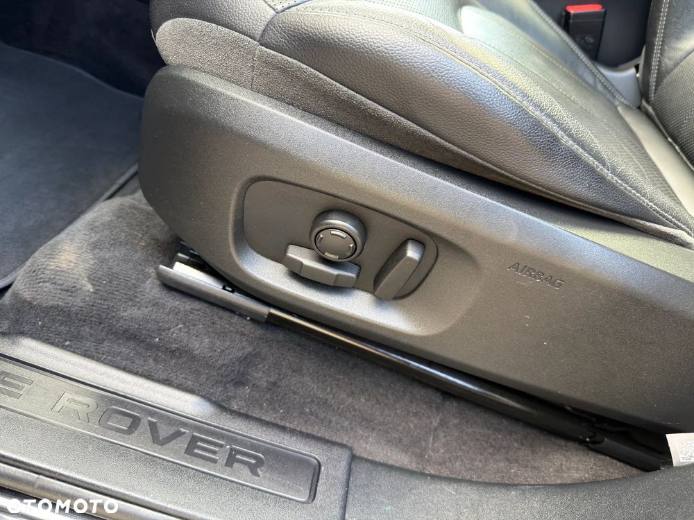 Land Rover Range Rover Evoque - 17