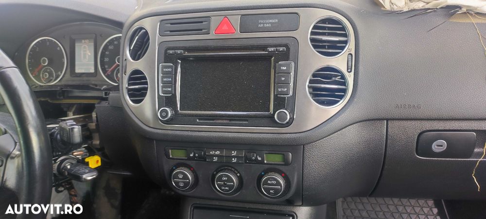 Dezmembrez volkswagen Tiguan 2.0 cod CBAB automata in 6 T JBG cod LB9A - 11