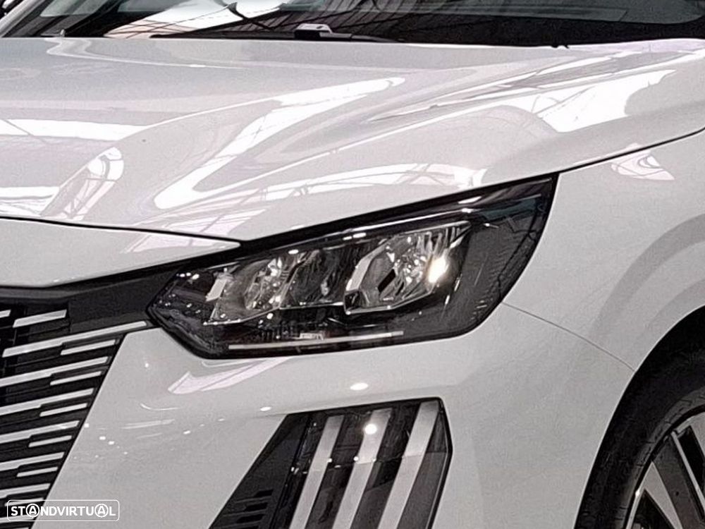 Peugeot 208 1.2 Hybrid Allure e-DCS6 - 16