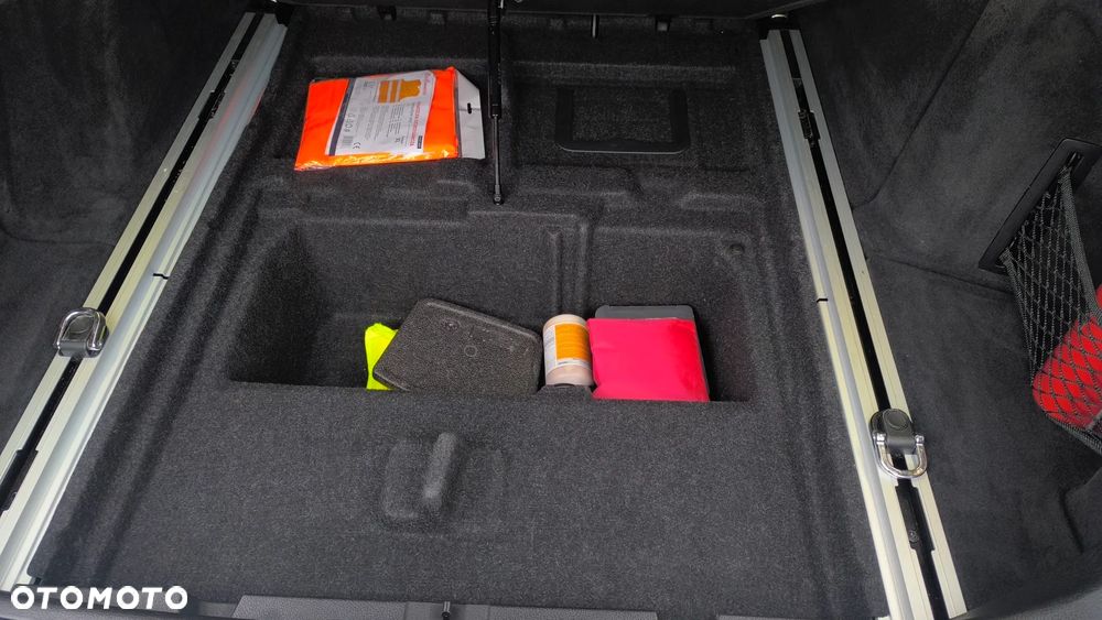 BMW 3GT 318d Modern Line - 17