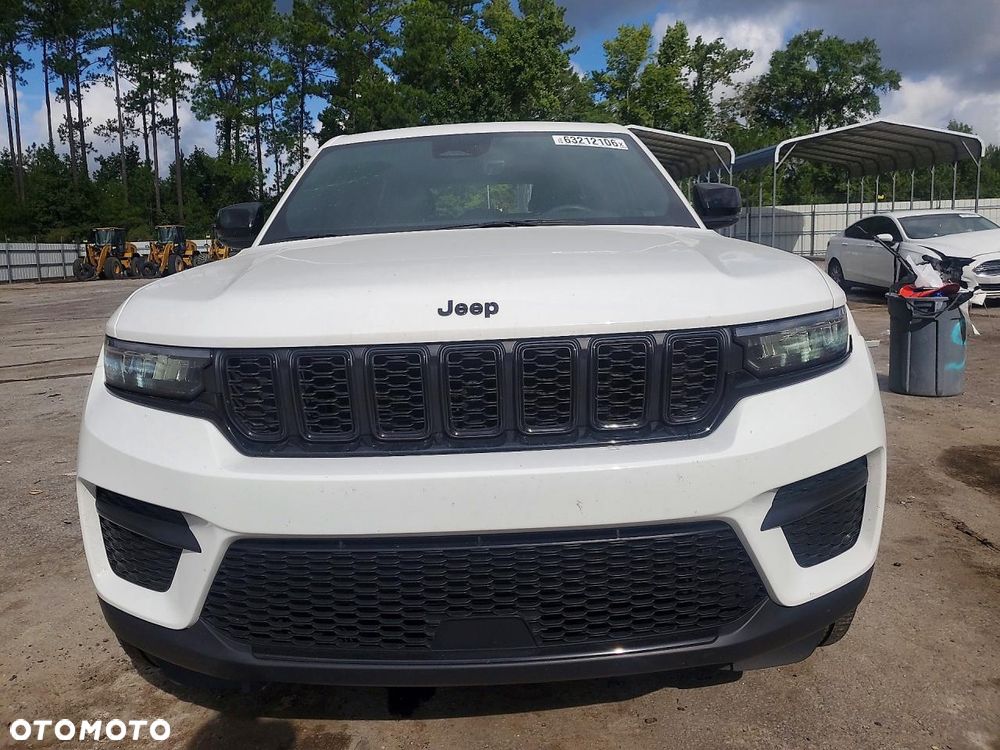 Jeep Grand Cherokee - 6