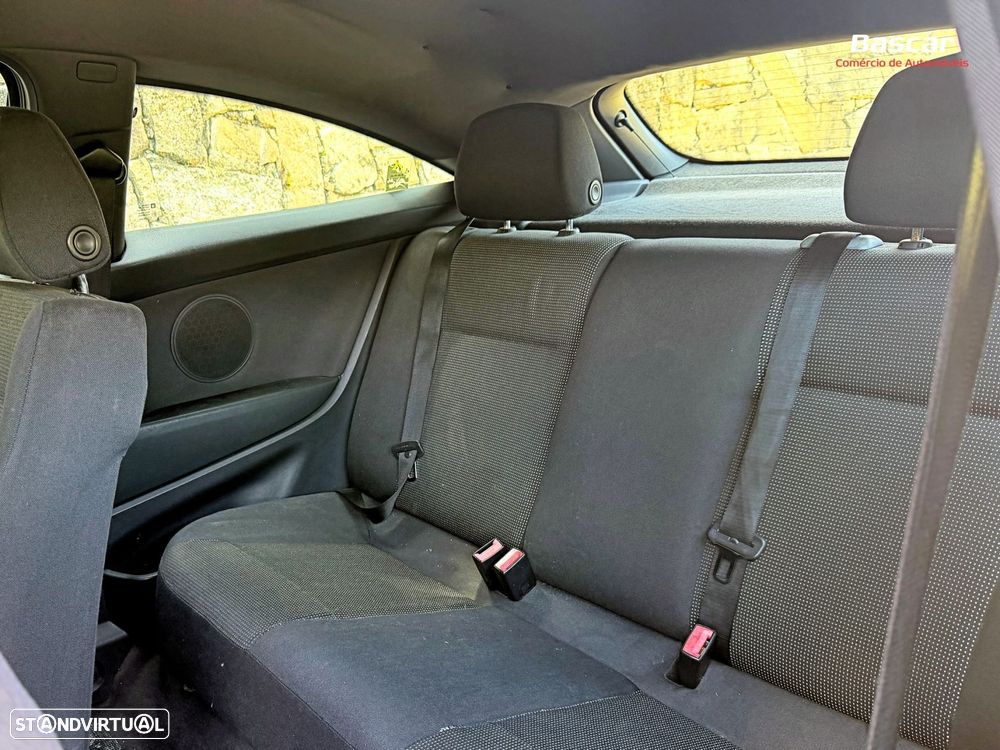 Opel Astra GTC 1.3 CDTI - 15