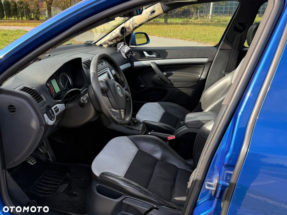 Skoda Octavia 2.0 TDI RS - 8