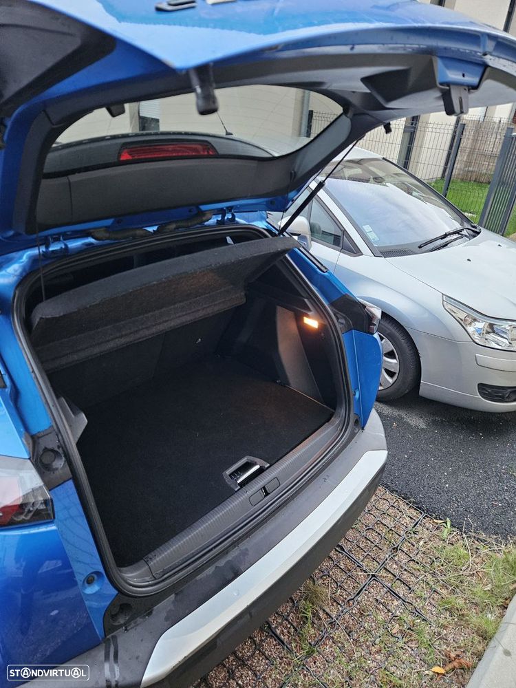 Peugeot e-2008 GT - 10