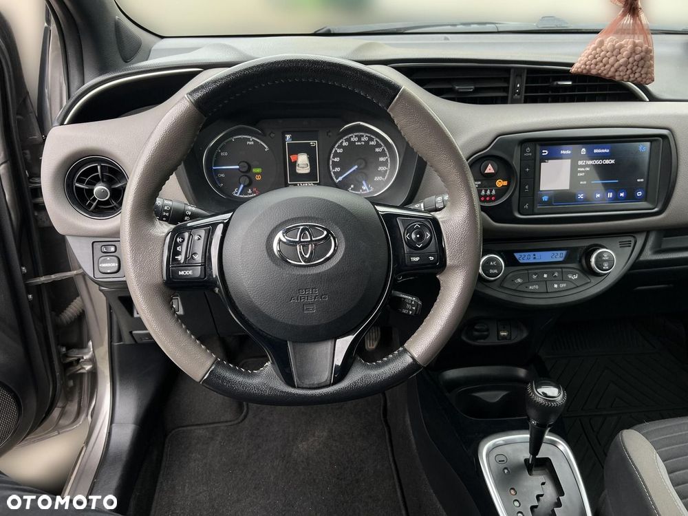 Toyota Yaris - 14