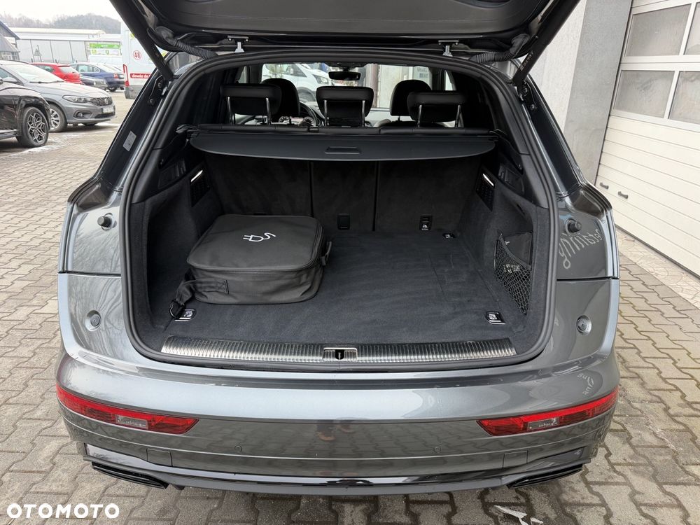 Audi Q5 50 TFSIe quattro S tronic S line - 28