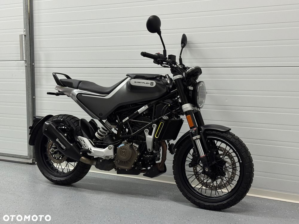 Husqvarna Svartpilen - 1