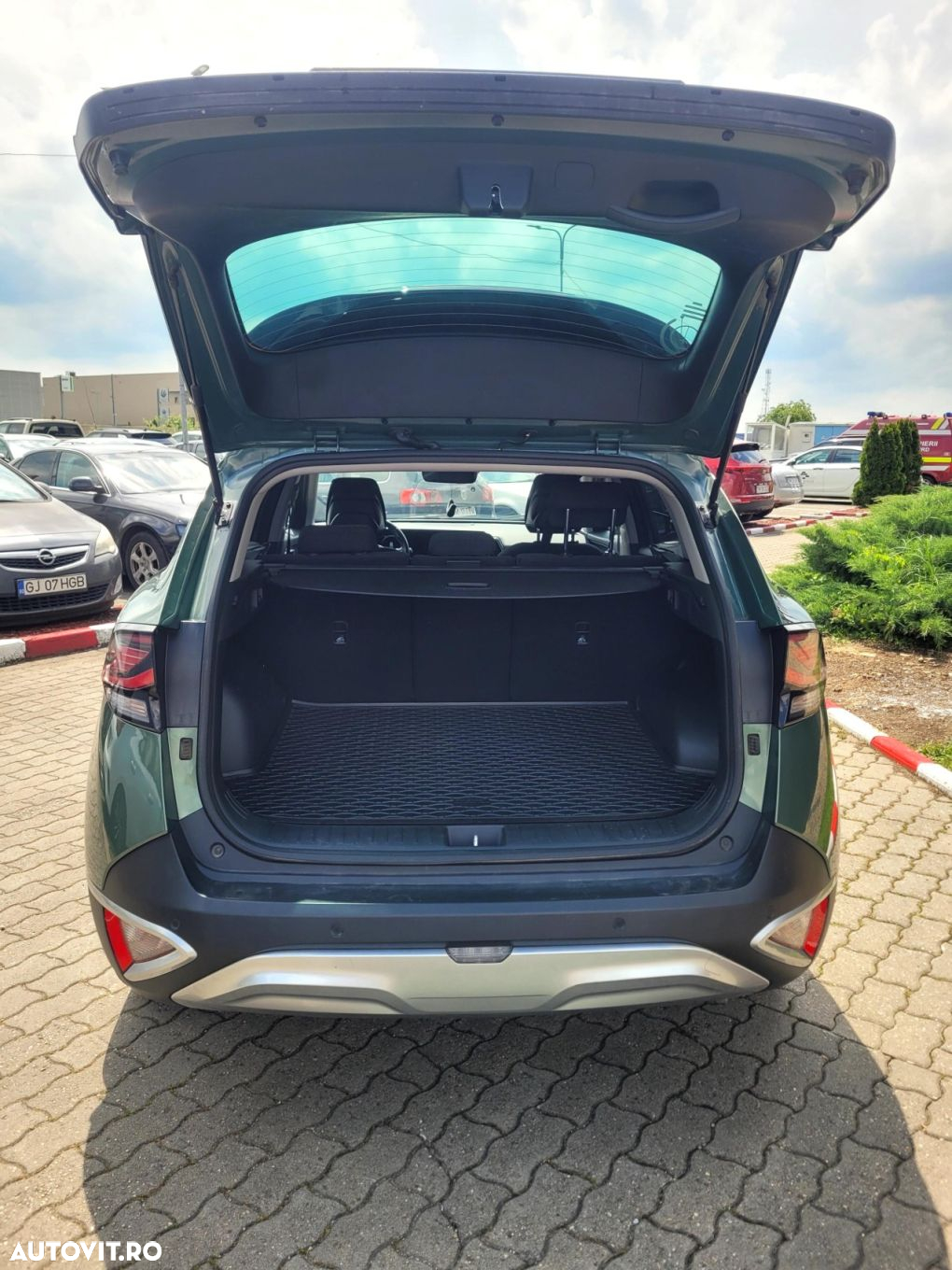 Kia Sportage 1.6 DSL MHEV 7DCT HP 4x4 Style - 9