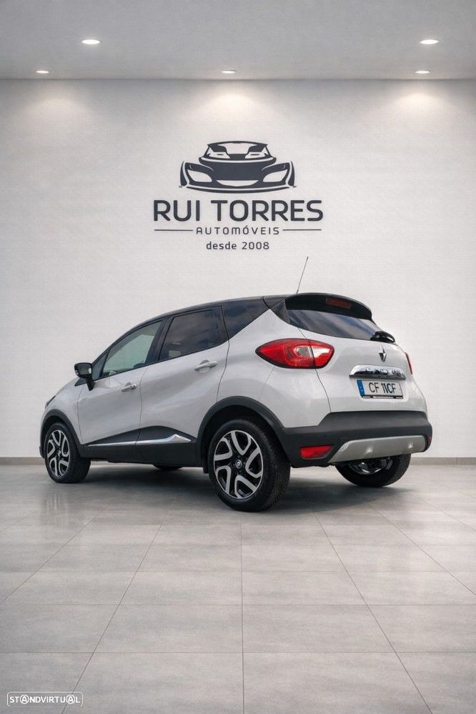 Renault Captur 1.2 TCe Exclusive EDC - 6