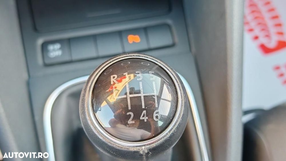 Volkswagen Golf - 15