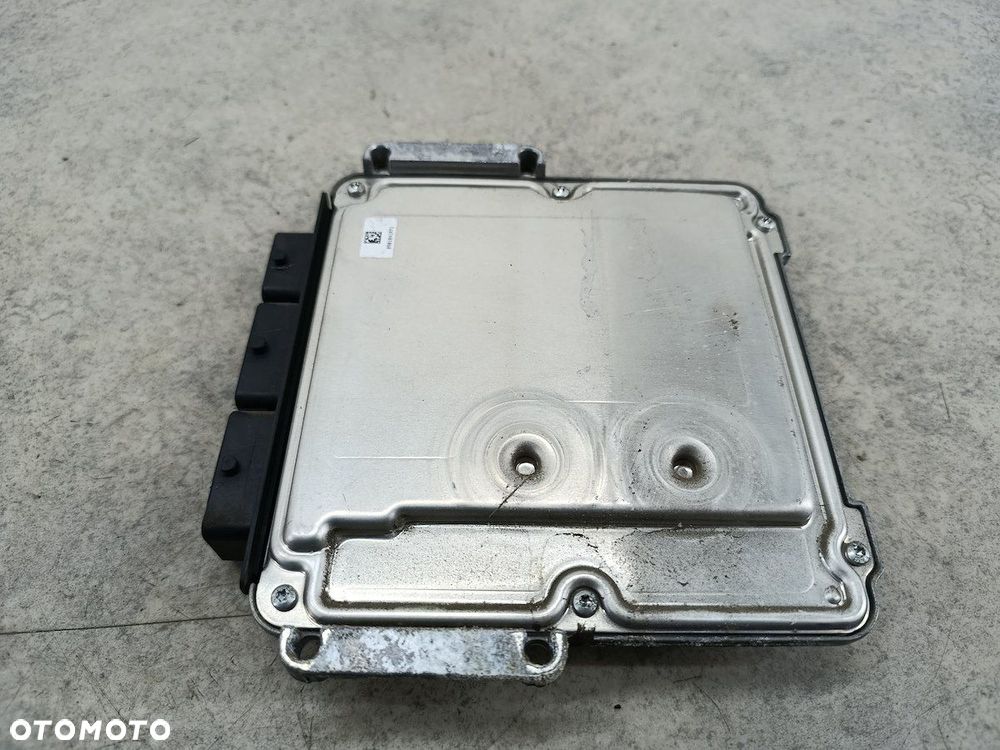 KOMPUTER, STEROWNIK RENAULT LAGUNA III 8200726880 0281015781  2.0 DCI 150KM - 5