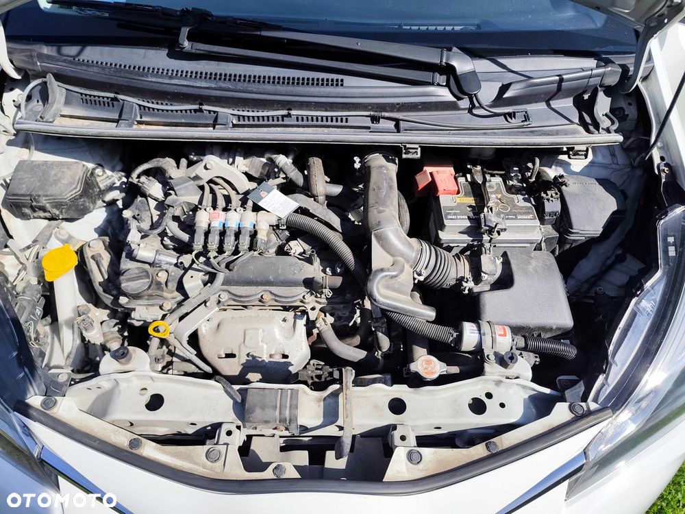 Toyota Yaris - 8