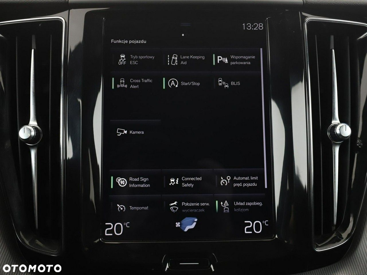 Volvo XC 60 D4 AWD Geartronic RDesign - 24