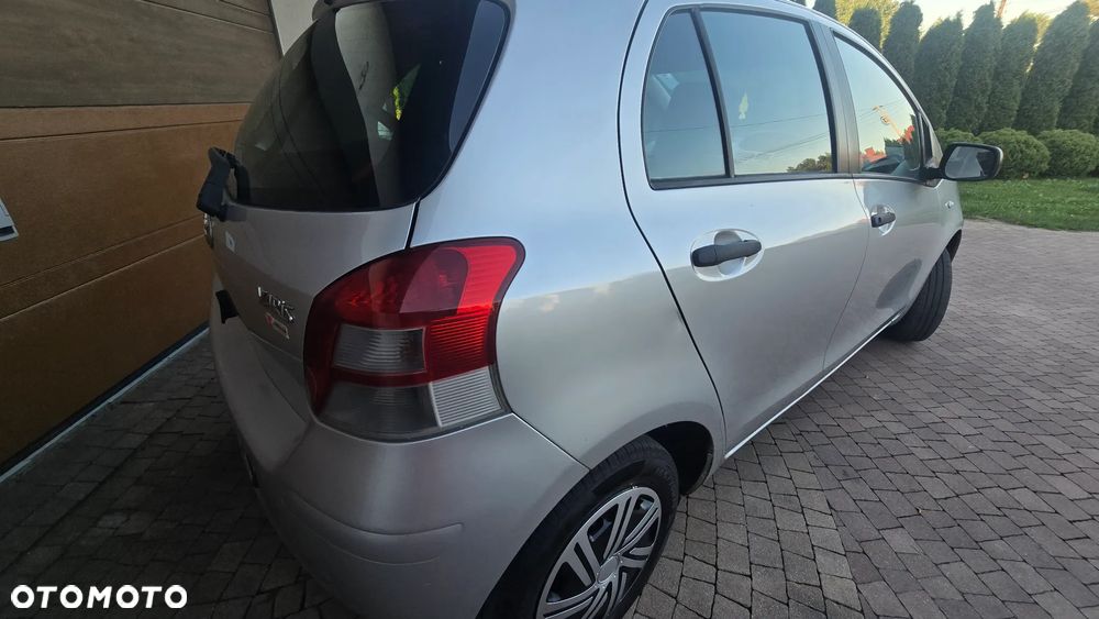 Toyota Yaris 1.0 Luna Start - 18