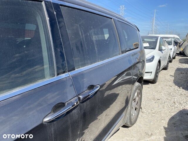 Chrysler Pacifica - 13