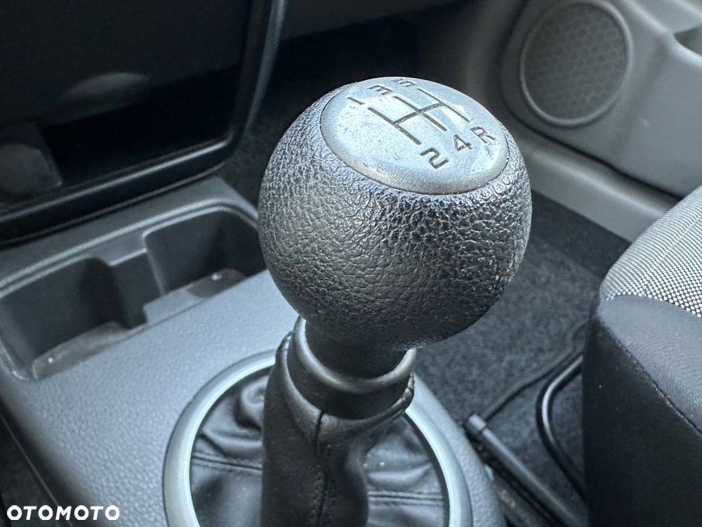 Suzuki SX4 - 25